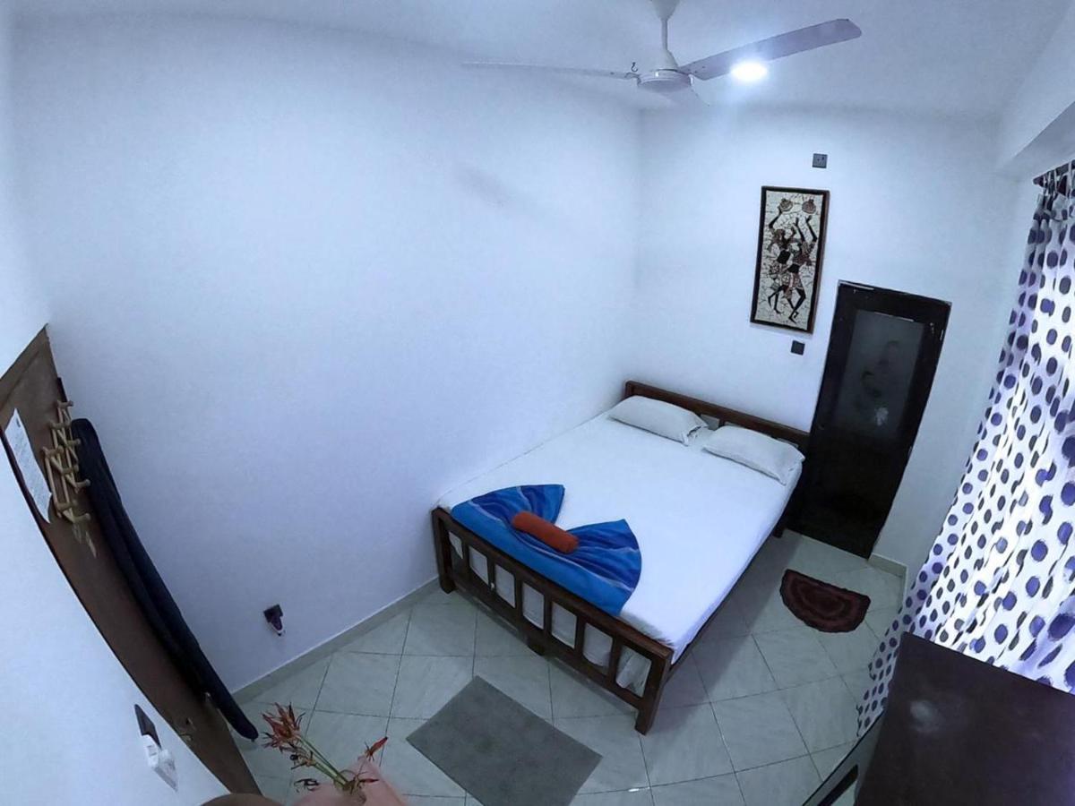 Happy Tuna Guesthouse Hikkaduwa Luaran gambar