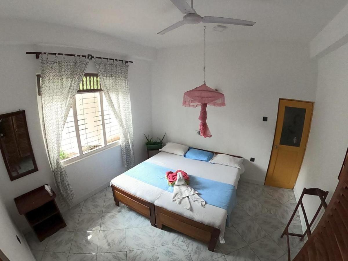 Happy Tuna Guesthouse Hikkaduwa Luaran gambar