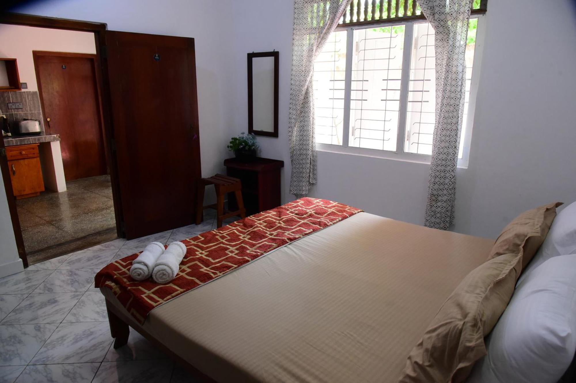 Happy Tuna Guesthouse Hikkaduwa Luaran gambar