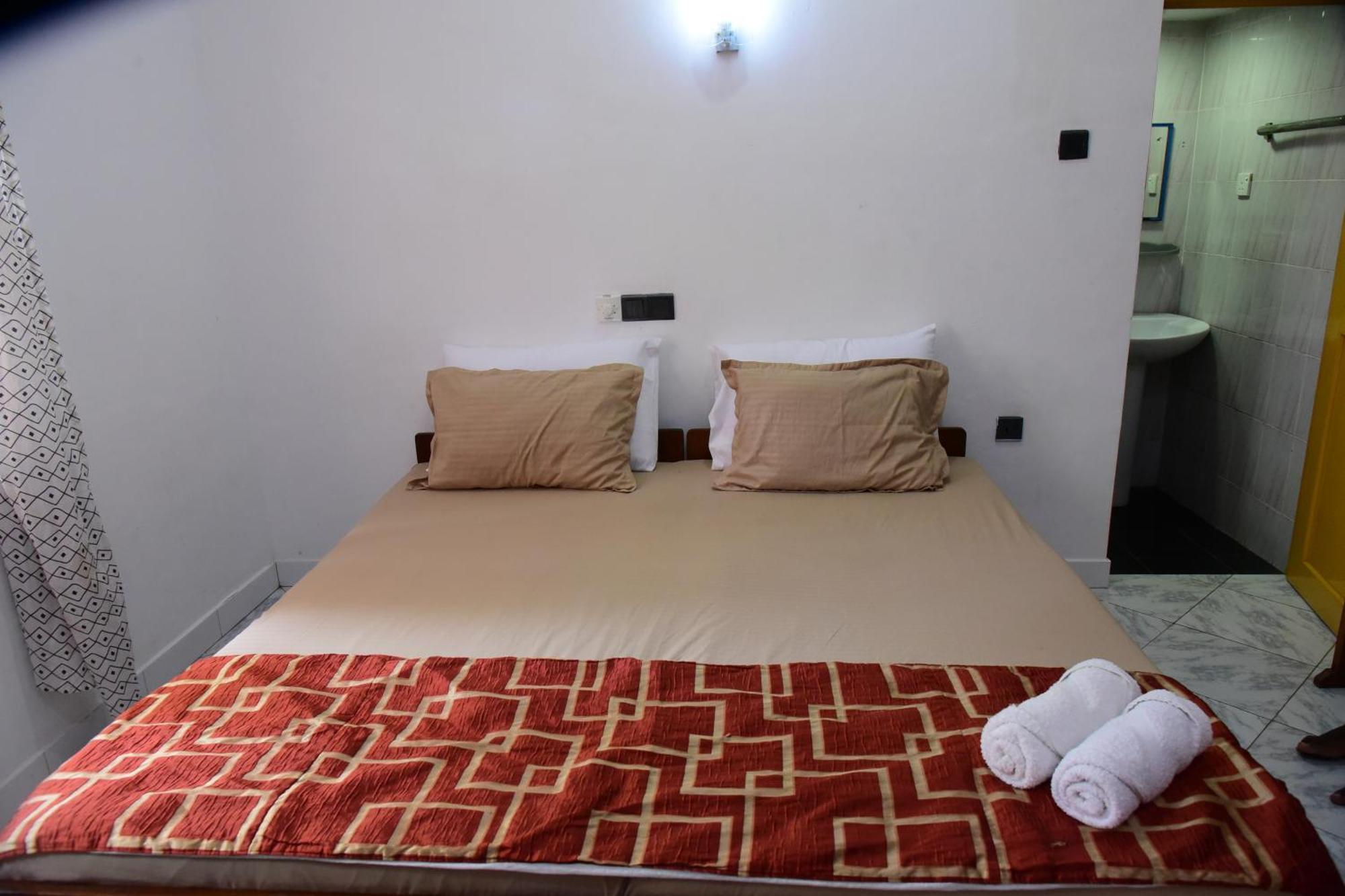 Happy Tuna Guesthouse Hikkaduwa Luaran gambar