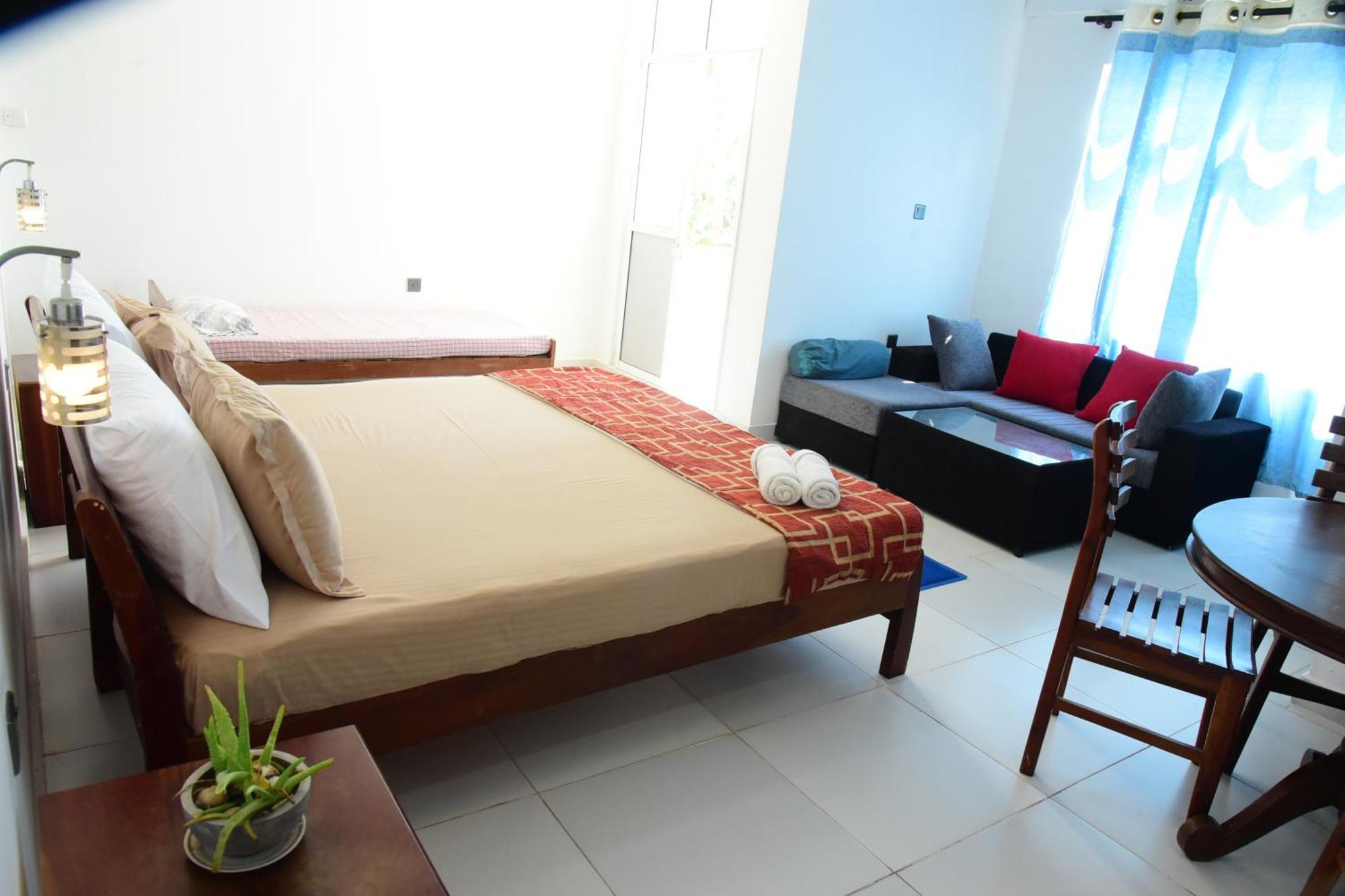 Happy Tuna Guesthouse Hikkaduwa Luaran gambar
