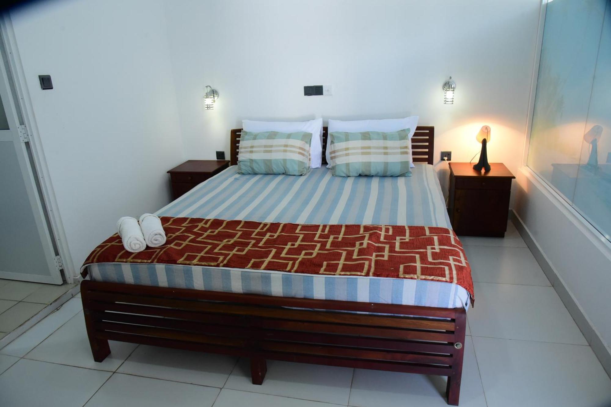 Happy Tuna Guesthouse Hikkaduwa Luaran gambar