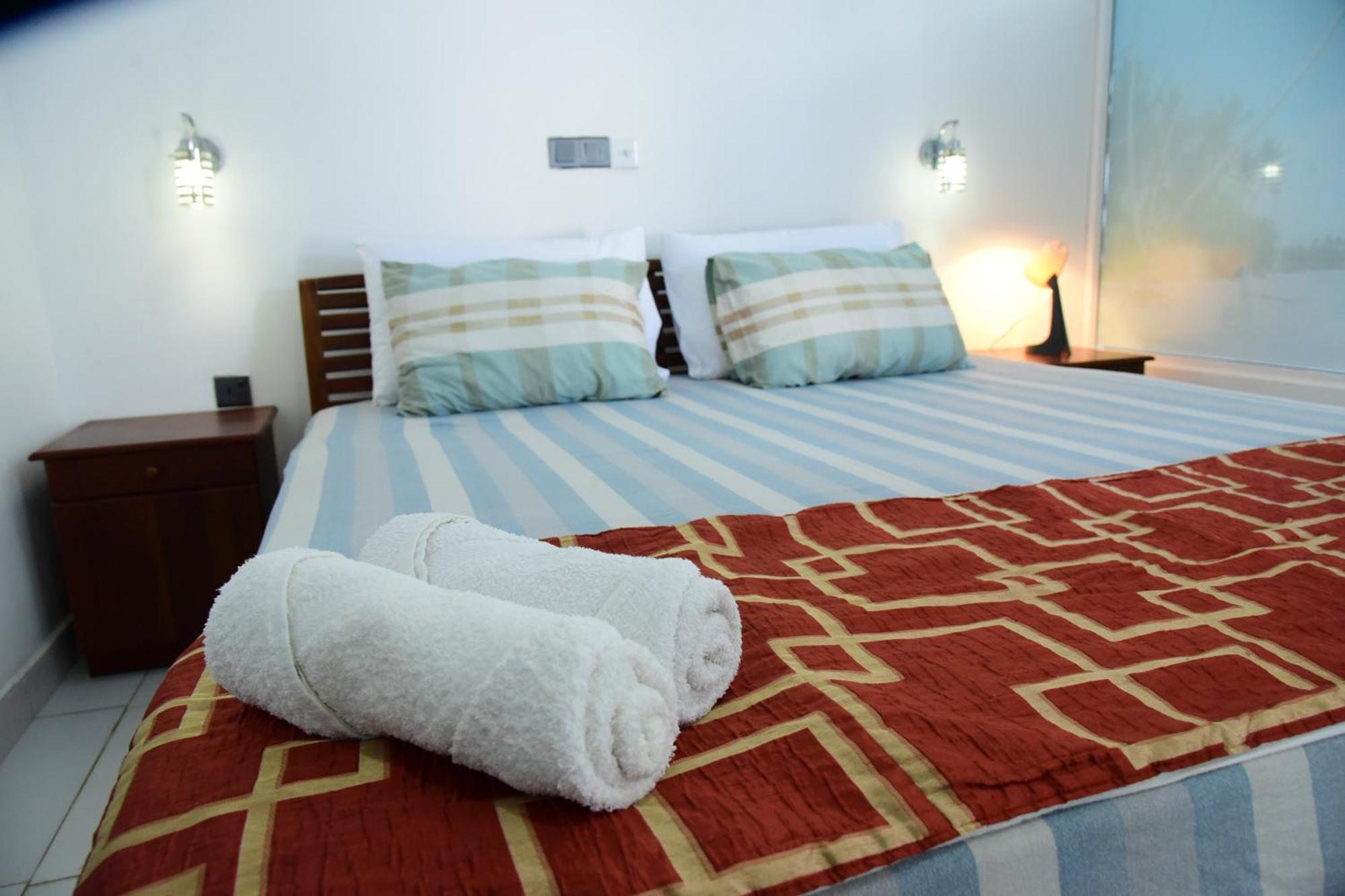 Happy Tuna Guesthouse Hikkaduwa Luaran gambar